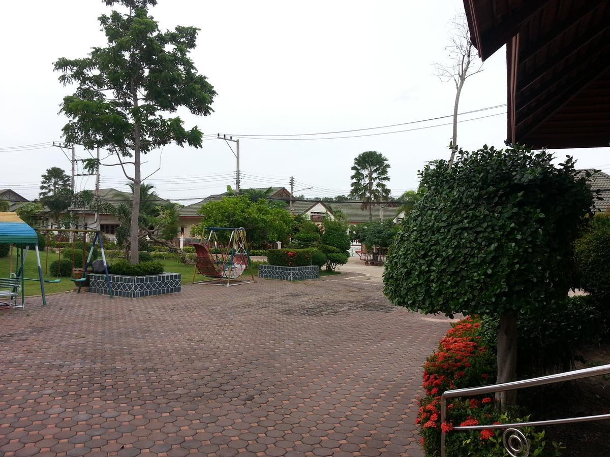 Villa - Baan Dusit Pattaya Ban Nong Hin  Exterior foto